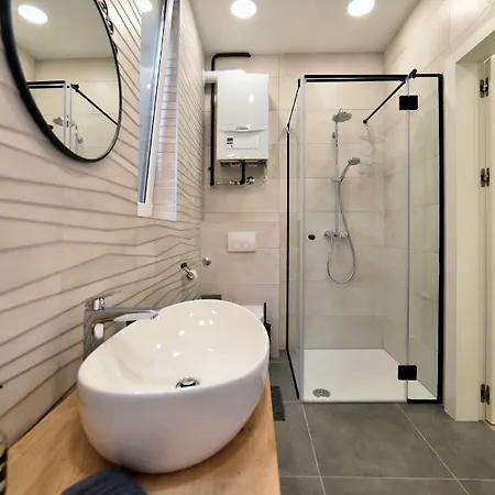 Apartament Fishnjak